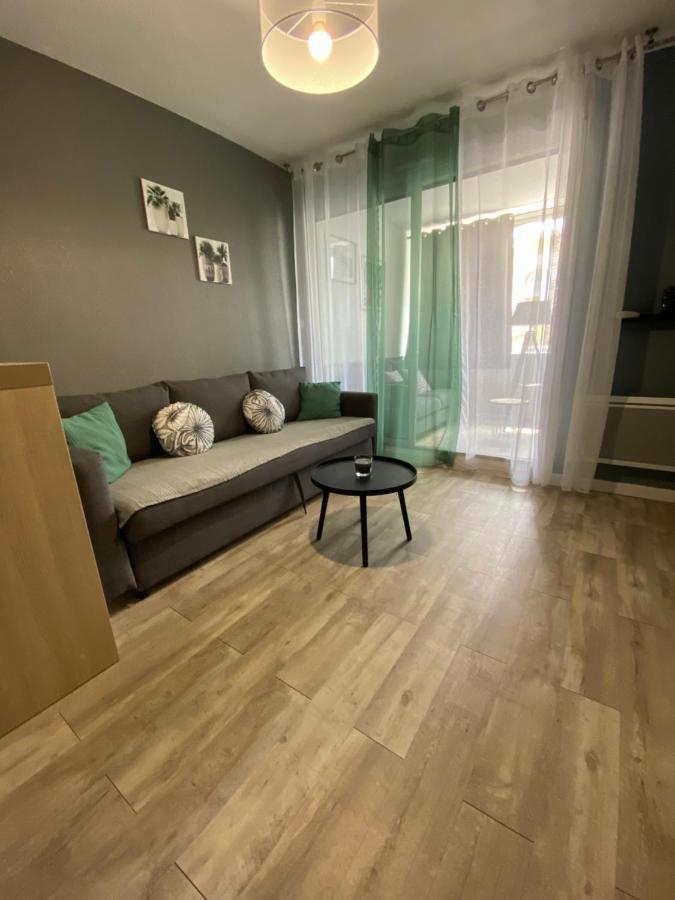Studio A Deux Pas Des Plages Sete Bagian luar foto